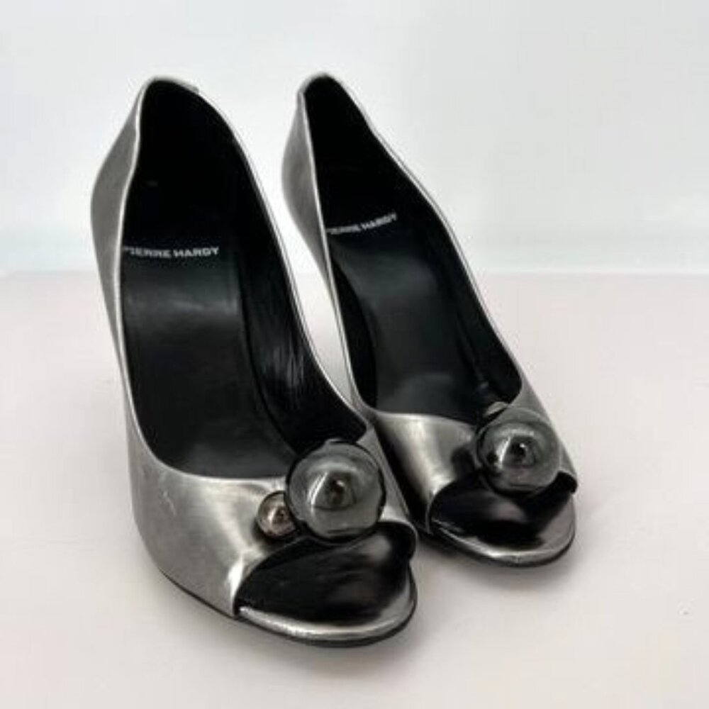 Pierre Hardy Womens Silver Metallic Leather‎ Peep Toe Heels size 8 / 38.5